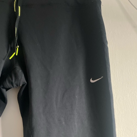 Nike Black Dri-FIT Performance Pants - Picture 2 of 5